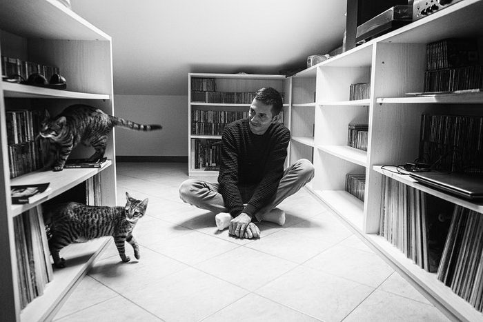 Мужчины и коты в фотографиях Sabrina Boem